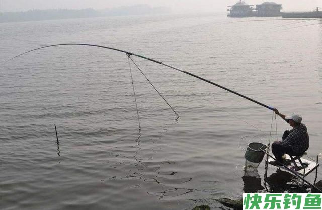 四旬老汉钓鱼实录之一一江边野塘垂钓鳊鱼，