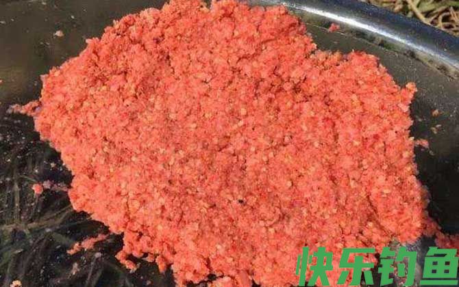 冬季钓鱼用什么味型饵料？