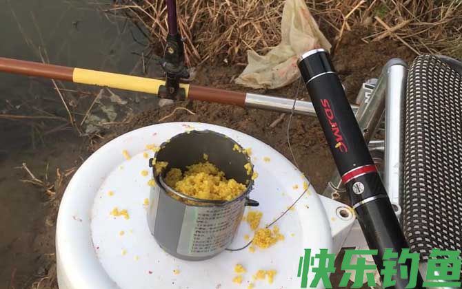 二月钓鱼用什么打窝好？