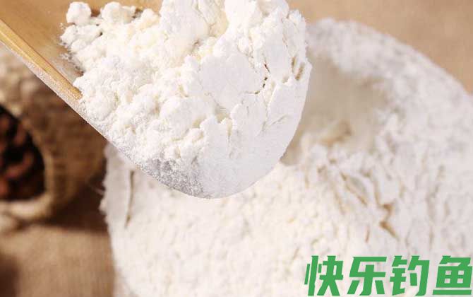 雪花面粉和普通面粉哪个好？