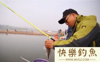 手竿钓鳊鱼的一些技巧分析